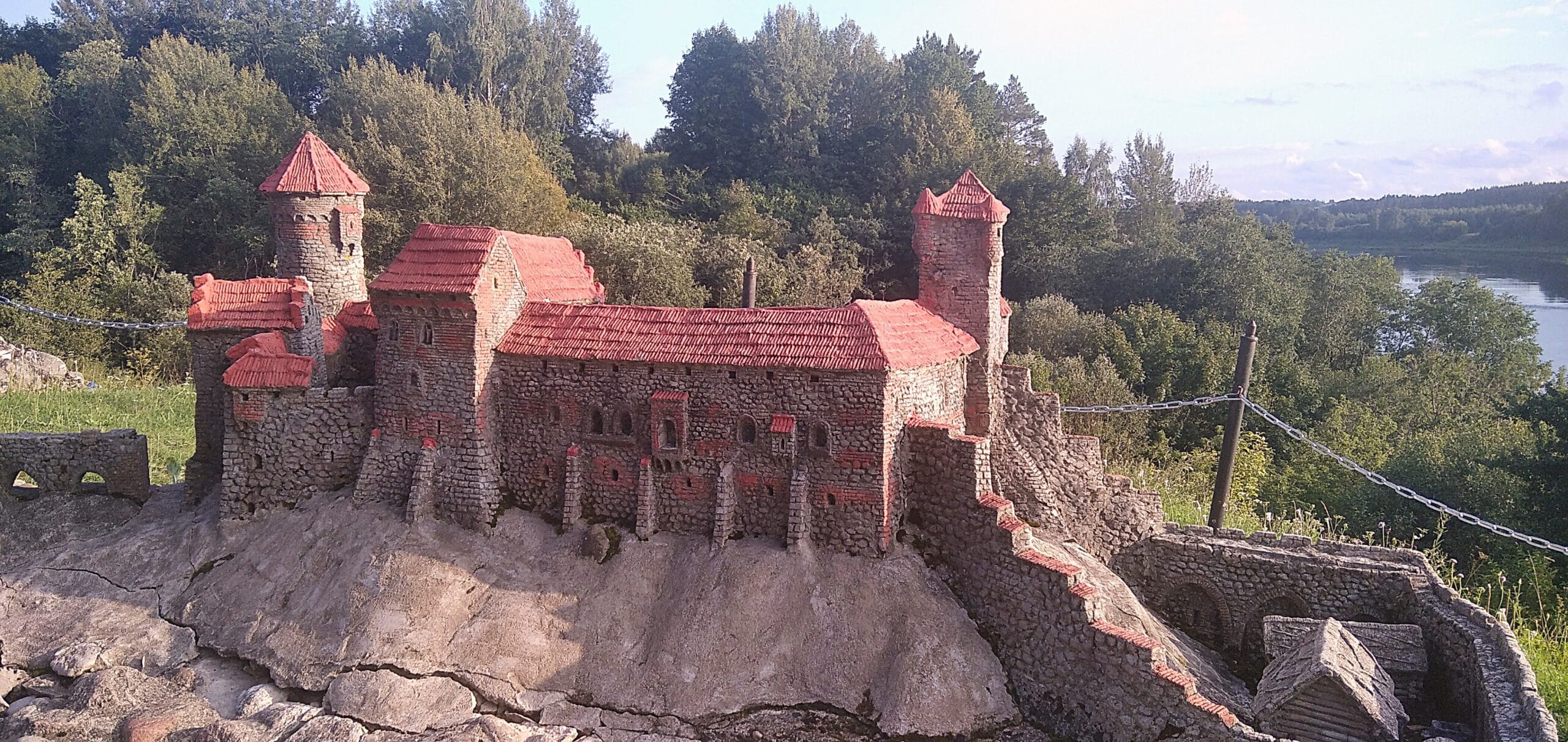 kur aizbraukt brīvdienās